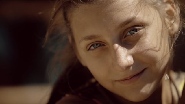 „Világítani fogok” című rövid dokumentumfilm készítése, amely érzékeny társadalmi témát dolgoz fel értékteremtő módon.